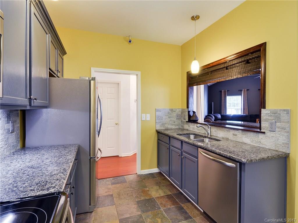8429 Newfane Road Charlotte, NC 28269 - Photo 5 of 24