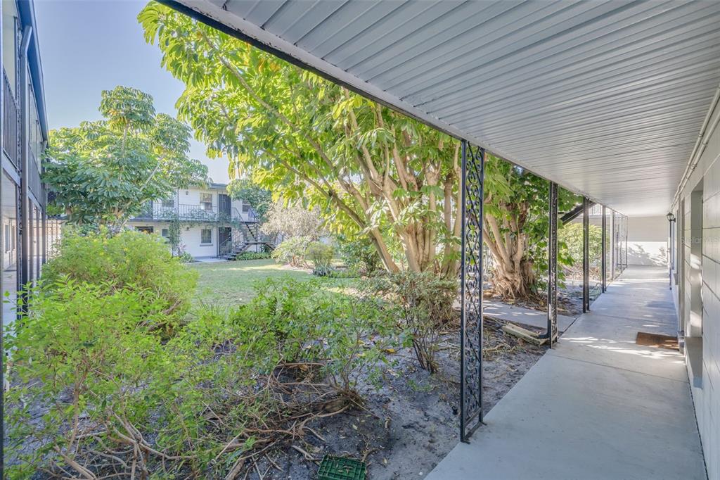 2808 West Azeele Street, Unit 117 Tampa, FL 33609 - Photo 14 of 16