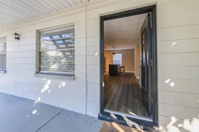 $1,800 | 2808 West Azeele Street, Unit 117, Tampa, FL 33609