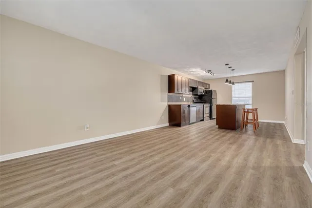 $1,800 | 2808 West Azeele Street, Unit 117, Tampa, FL 33609