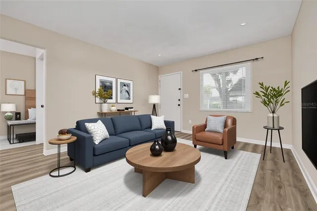 $1,800 | 2808 West Azeele Street, Unit 117, Tampa, FL 33609