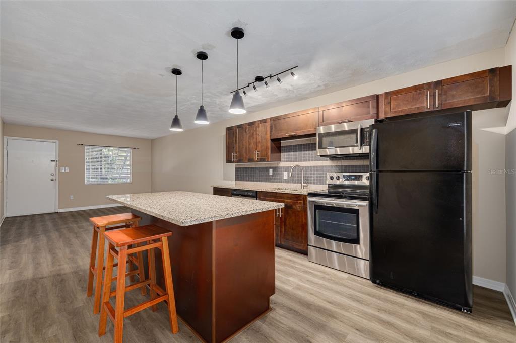 2808 West Azeele Street, Unit 117 Tampa, FL 33609 - Photo 8 of 16