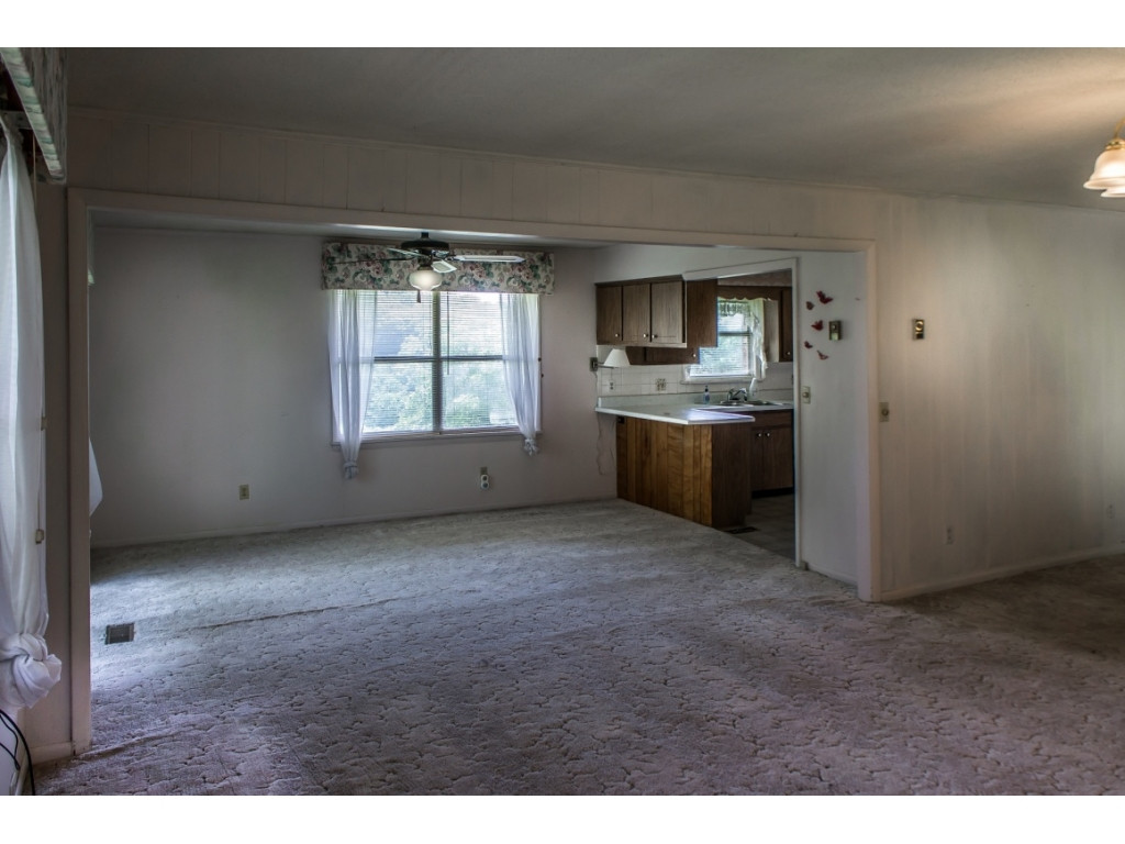 65 Burkey Road Greeneville, TN 37743 - Photo 4 of 35 Photo 4