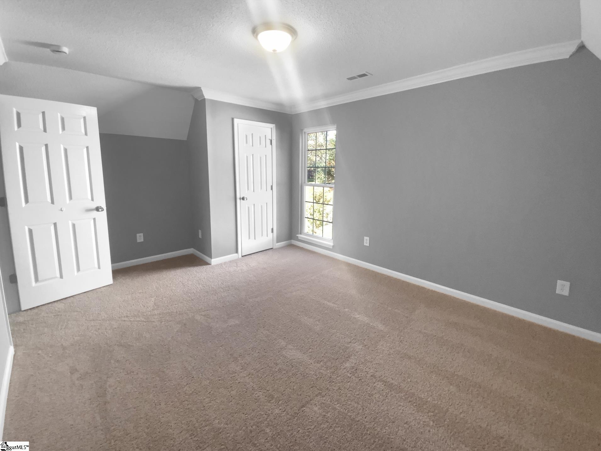 323 Springfield Circle Easley, SC 29642 - Photo 3 of 24 Gallery Image 3