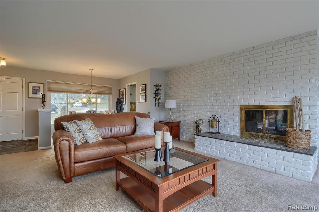 63 East Maryknoll Road Rochester Hills, MI 48309 - Photo 7 of 34