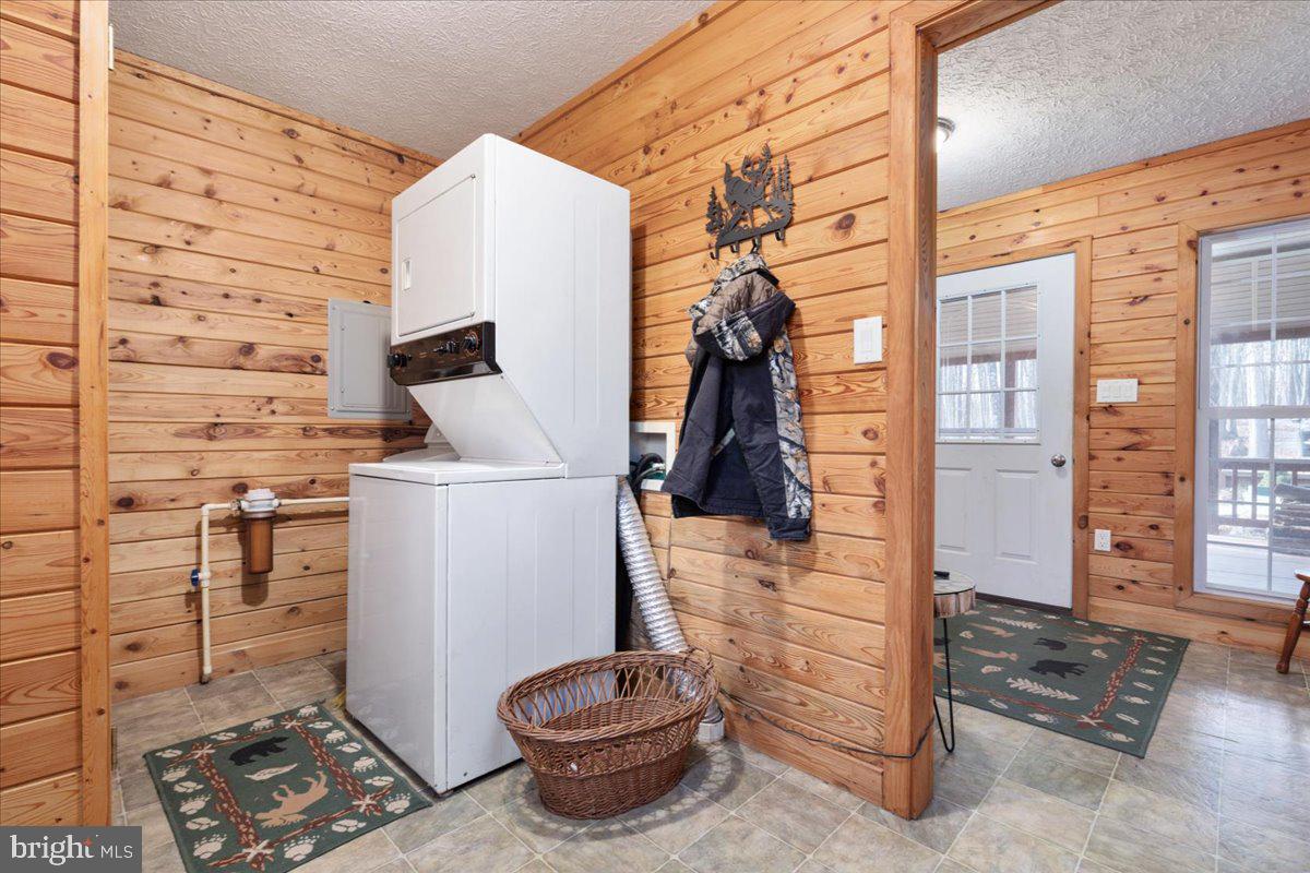 165 Buck Run Delray, WV 26714 - Photo 19 of 23 a view of entryway front of house