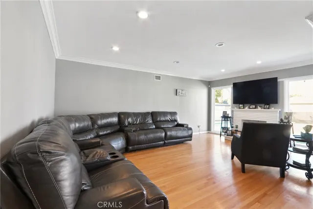 $989,900 | 8003 Elden Avenue, Whittier, CA 90602