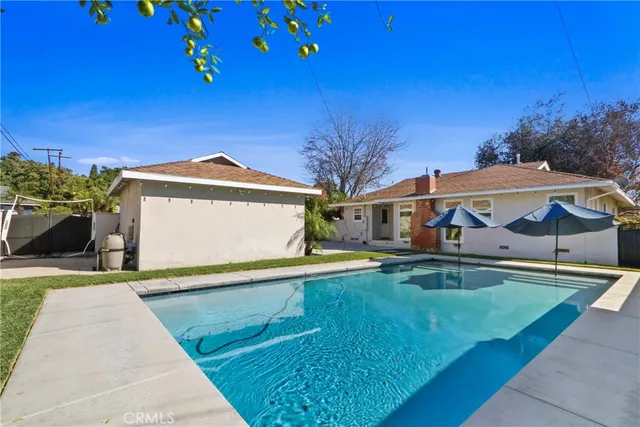 $989,900 | 8003 Elden Avenue, Whittier, CA 90602