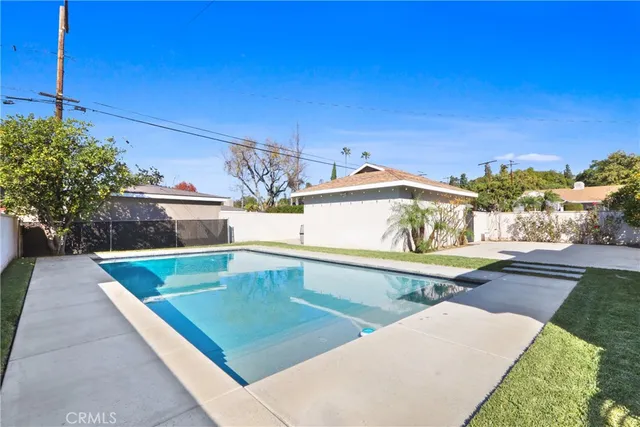 $989,900 | 8003 Elden Avenue, Whittier, CA 90602