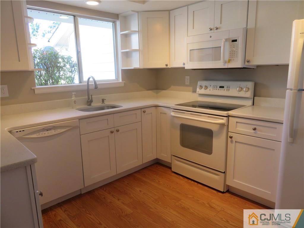 229 B Convent Road Monroe Township, NJ 08831 - Photo 4 of 18 Gallery Image 4