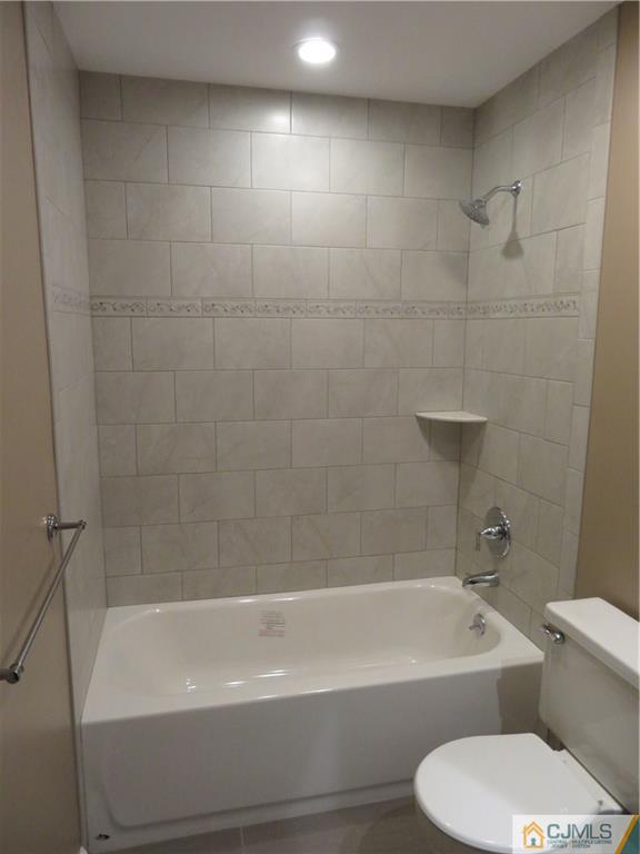 229 B Convent Road Monroe Township, NJ 08831 - Photo 9 of 18 Gallery Image 9