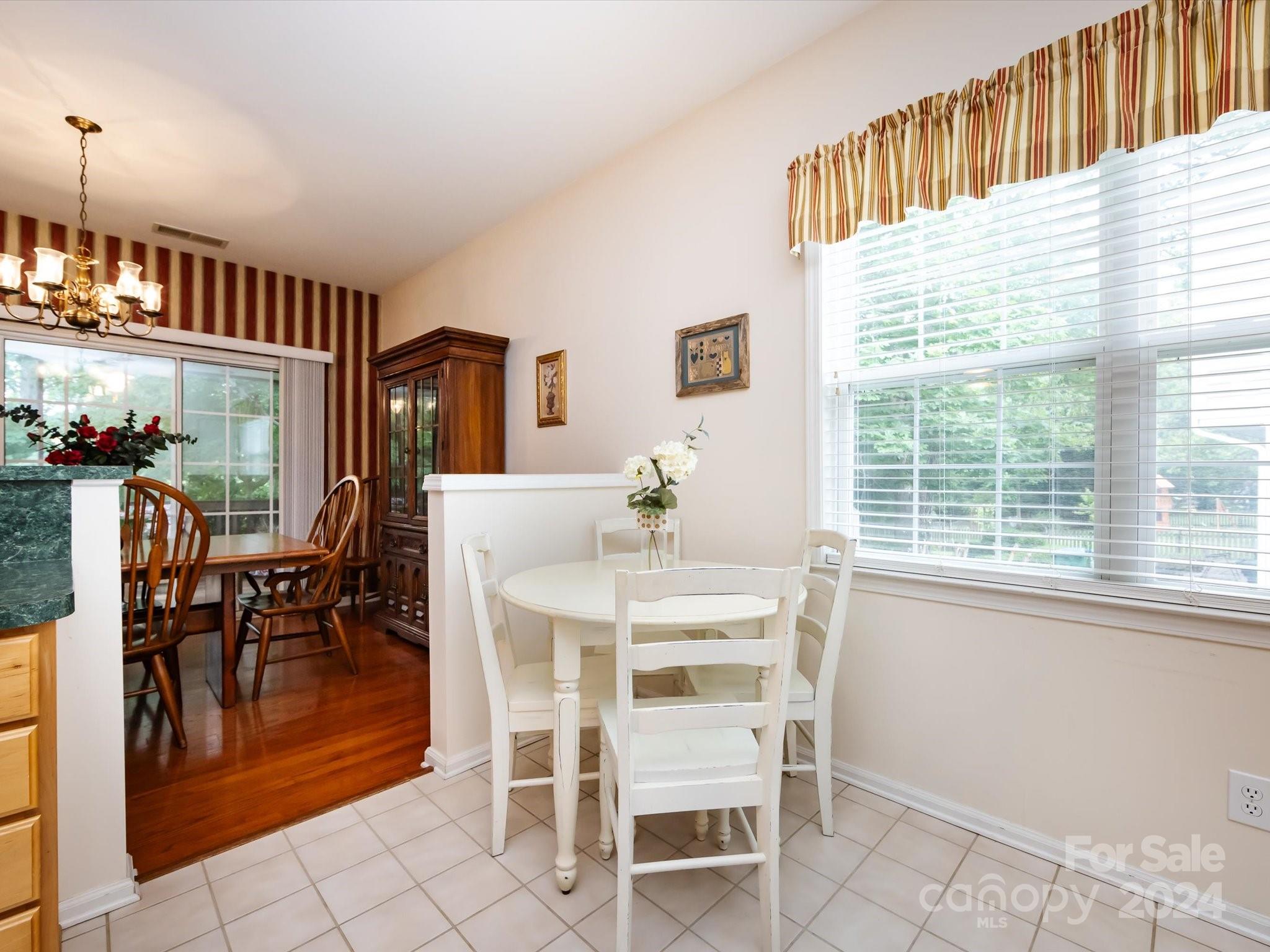 701 Clearbrook Road Matthews, NC 28105 - Photo 17 of 44 Gallery Image 17