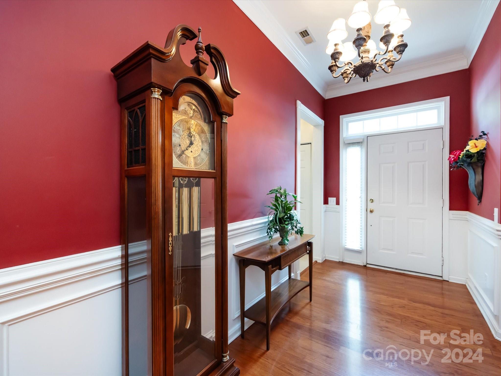 701 Clearbrook Road Matthews, NC 28105 - Photo 6 of 44 Gallery Image 6