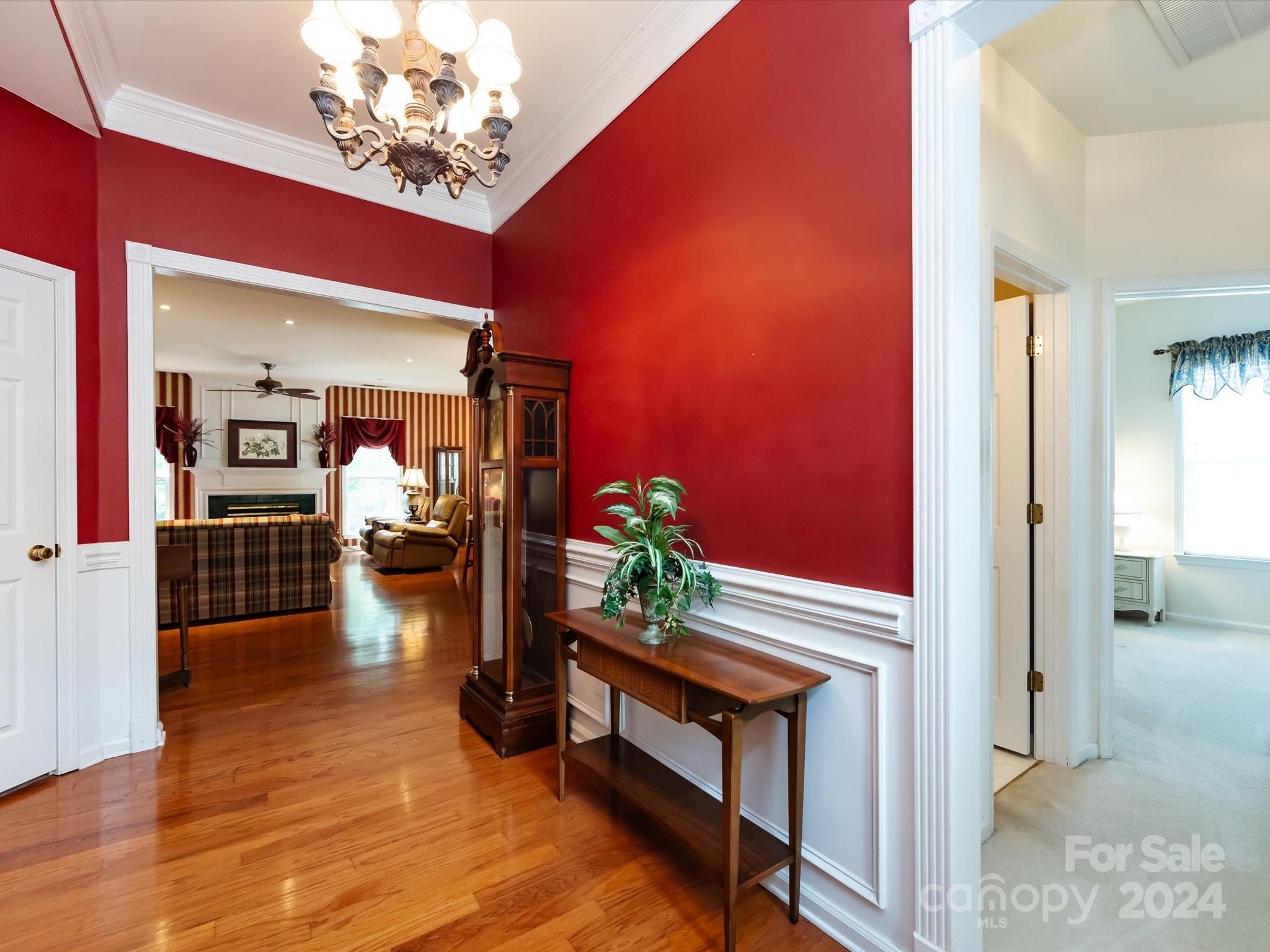 701 Clearbrook Road Matthews, NC 28105 - Photo 8 of 44 Gallery Image 8
