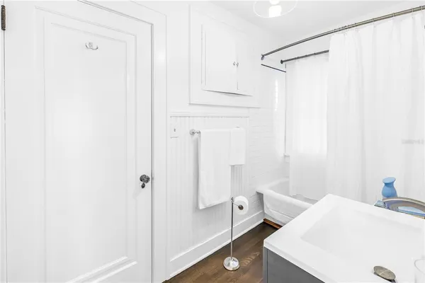 $5,400 | 2320 5th Street North, St. Petersburg, FL 33704