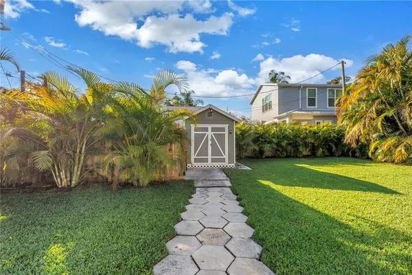 $5,400 | 2320 5th Street North, St. Petersburg, FL 33704