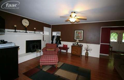 727 Huntington Road Grand Blanc, MI 48439 - Photo 18 of 40 20369436-17.JPG