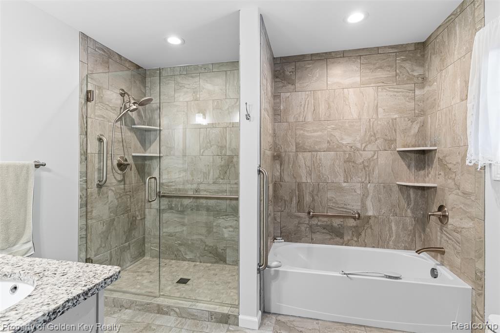 2551 Pardee Road Howell, MI 48843 - Photo 17 of 31 Gallery Image 17
