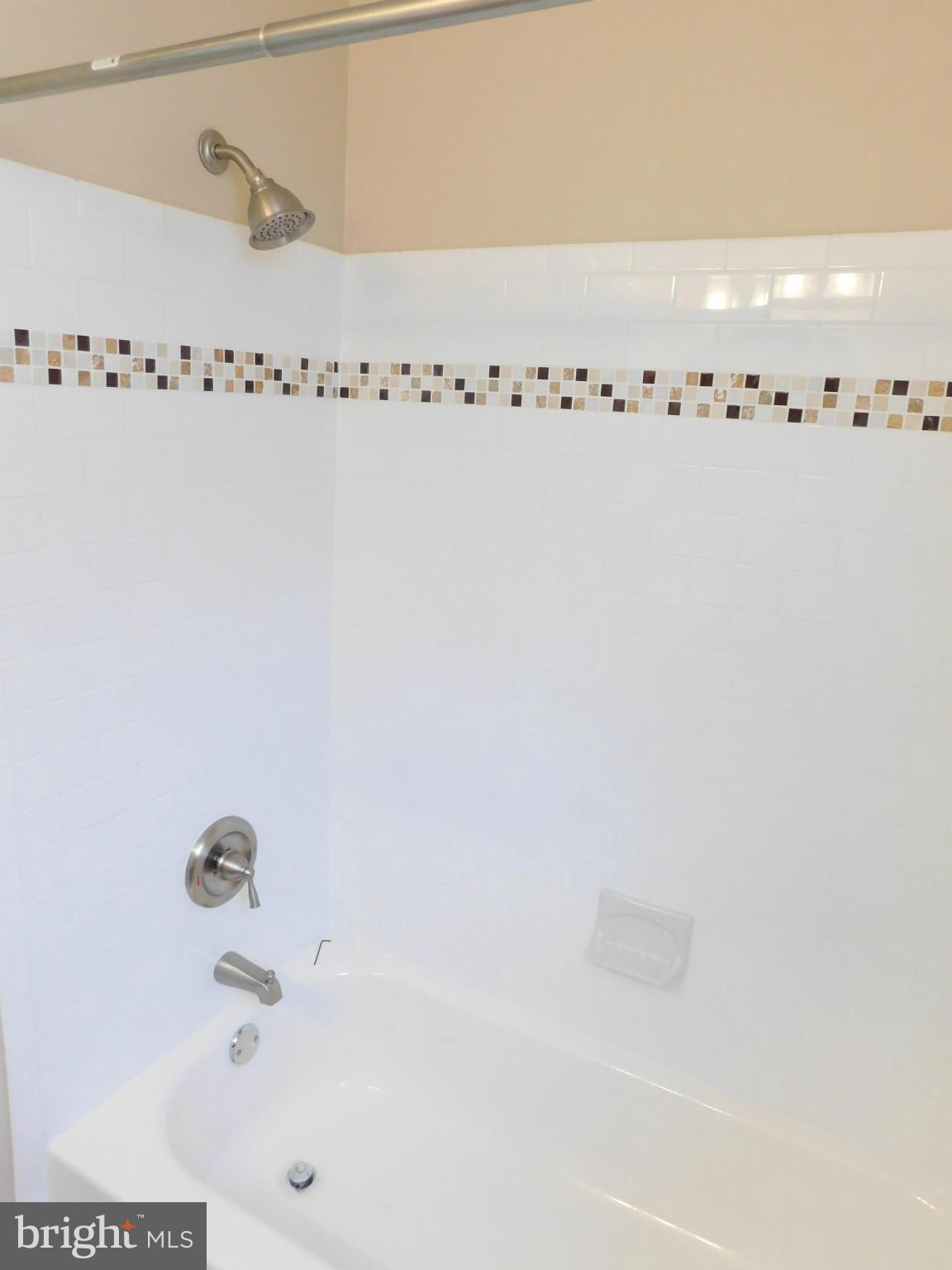 3571 Juneway Baltimore, MD 21213 - Photo 22 of 30 New Tiles