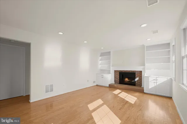 $649,900 | 10426 Fair Oaks, Columbia, MD 21044