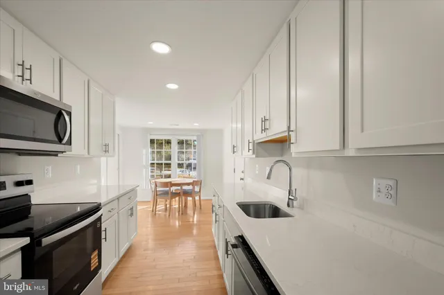 $649,900 | 10426 Fair Oaks, Columbia, MD 21044