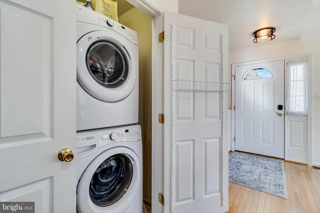 $330,000 | 211 Westlake Boulevard, Prince Frederick, MD 20678