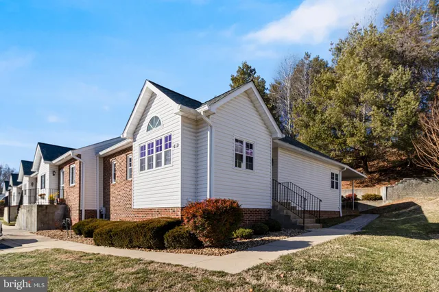 $330,000 | 211 Westlake Boulevard, Prince Frederick, MD 20678