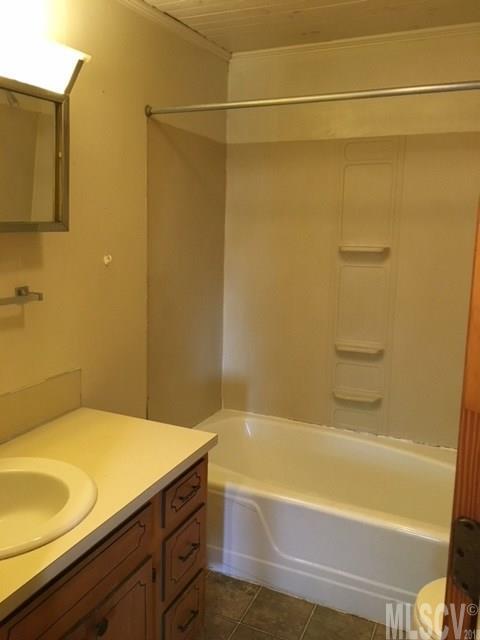 2678 Mission Road Sawmills, NC 28638 - Photo 4 of 12 Gallery Image 4