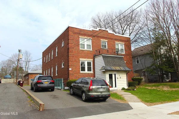 $825,000 | 190 South Allen Street, Albany, NY 12208