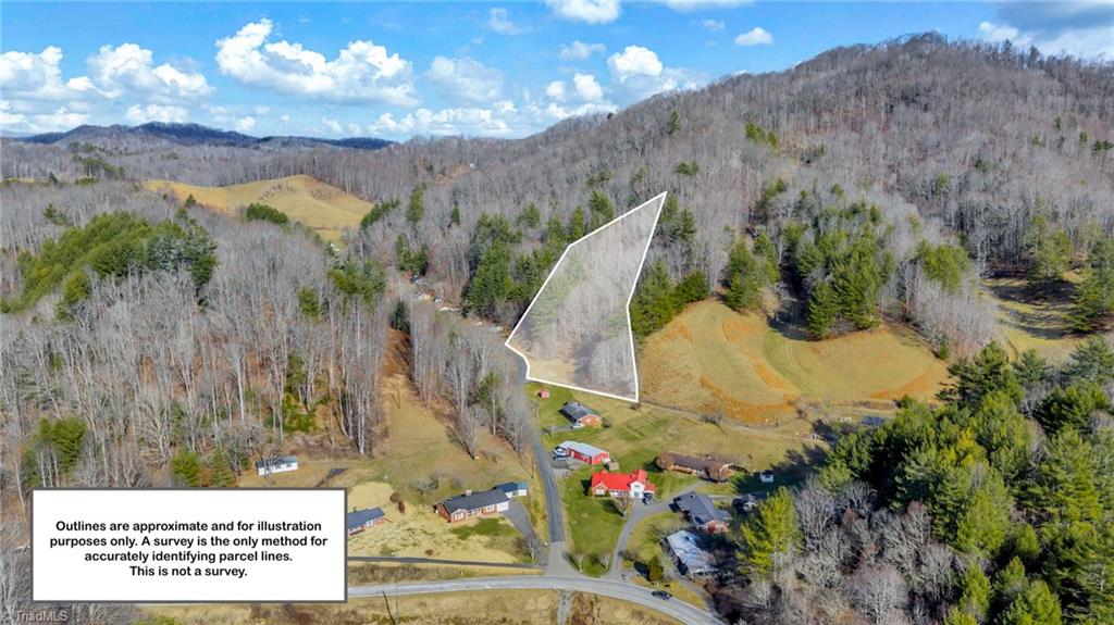 228 Don Adams Road Lansing, NC 28643 - Photo 14 of 17