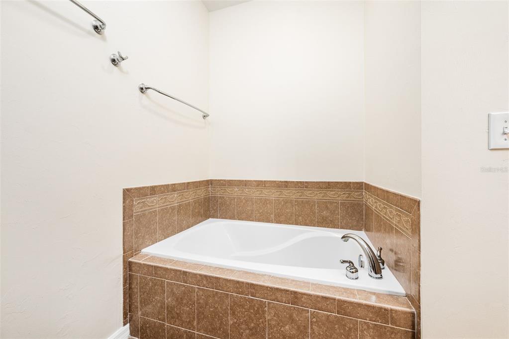 12837 Northwest 12th Road Newberry, FL 32669 - Photo 30 of 58