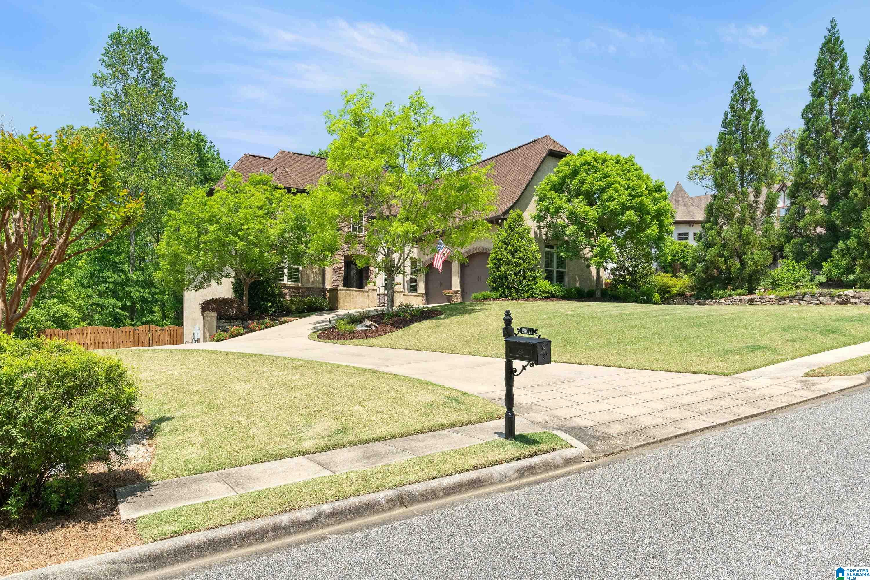 209 Normandy Lane Chelsea, AL 35043 - Photo 2 of 72
