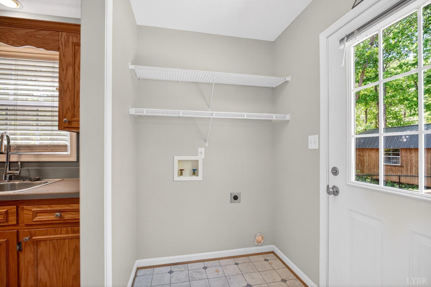 1301 Hummingbird Lane Spout Spring, VA 24593 - Photo 14 of 69 Gallery Image 14