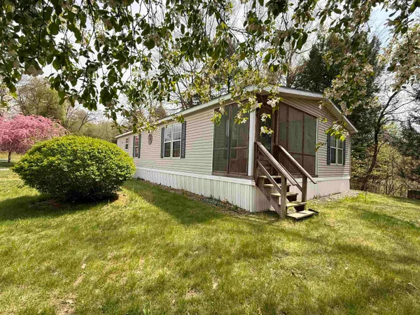 $205,000 | 18 Lindy Road, Vernon, VT 05354