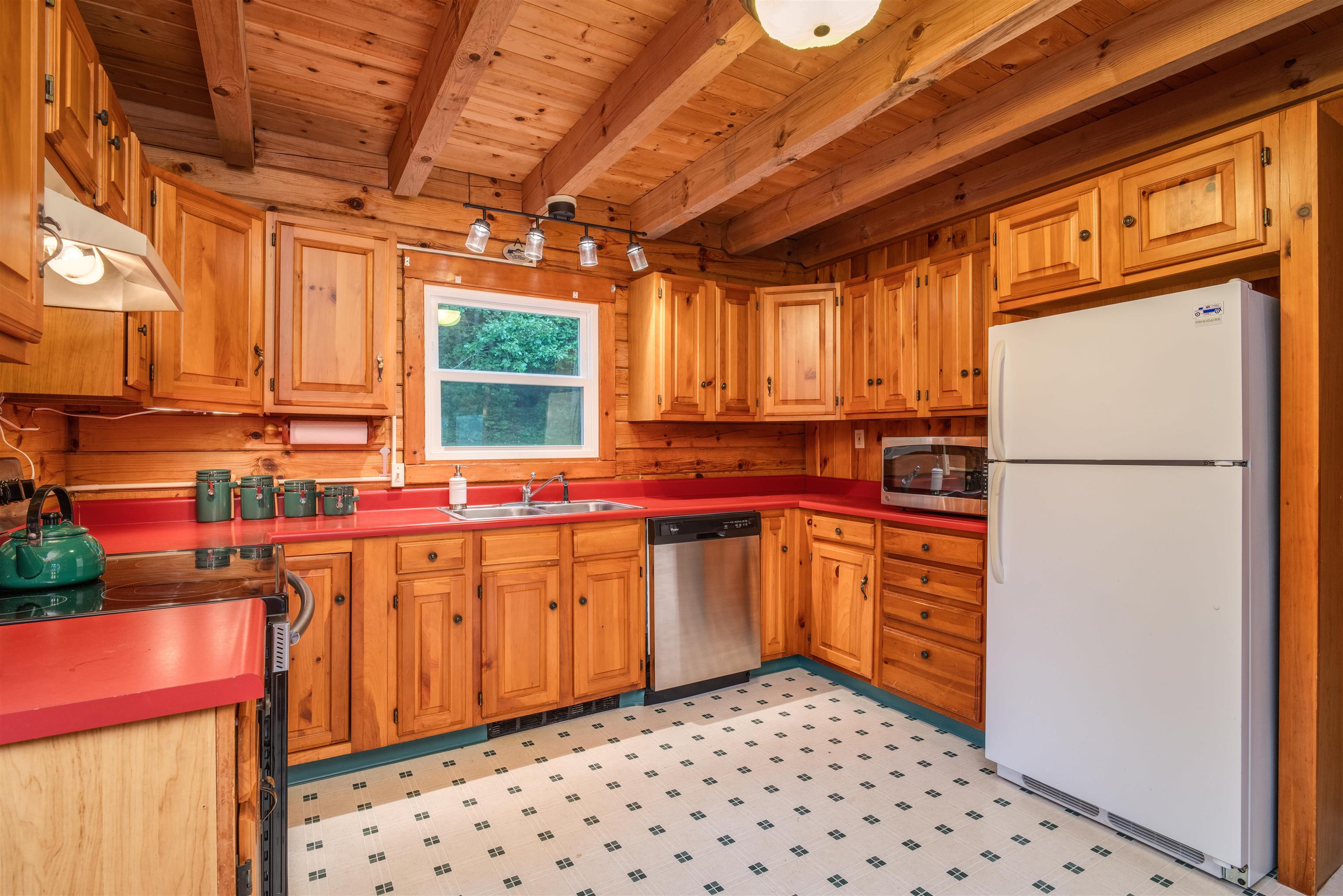 20 Prescott Road Campton, NH 03223 - Photo 17 of 38 Gallery Image 17