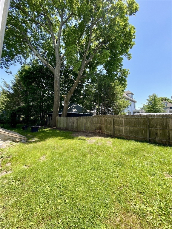 7 Fuller Street, Unit 7 Waltham, MA 02453 - Photo 10 of 11
