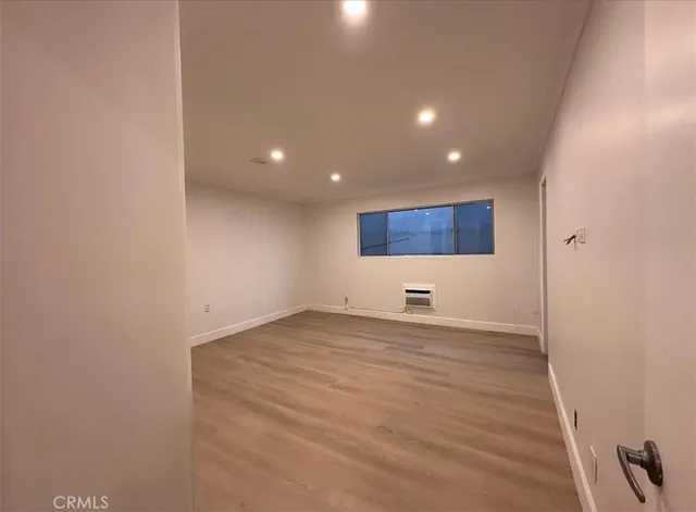 $3,575 | 1951 Malcolm Avenue, Los Angeles, CA 90025