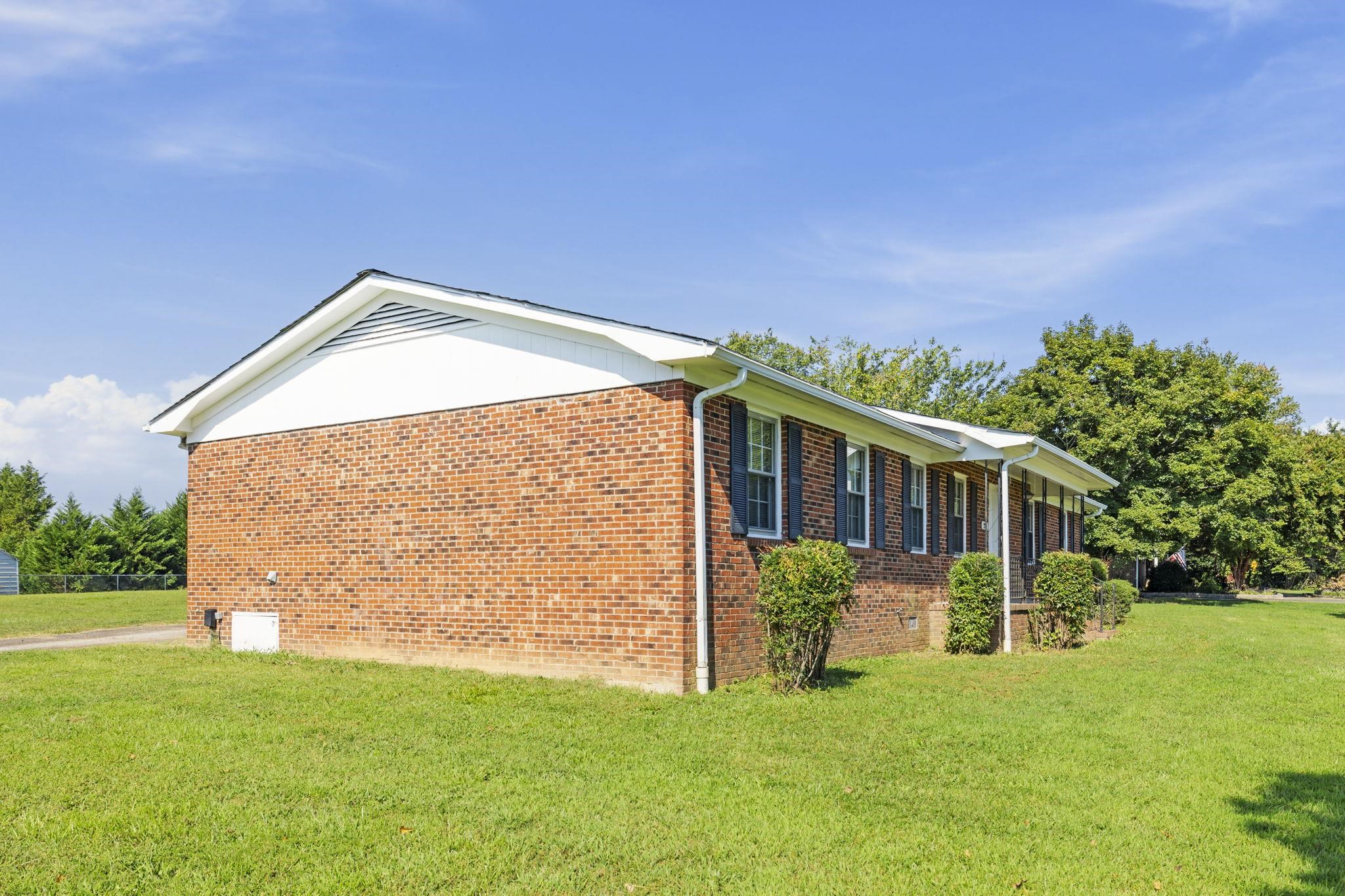 210 Saluda Road Moore, SC 29369 - Photo 23 of 40