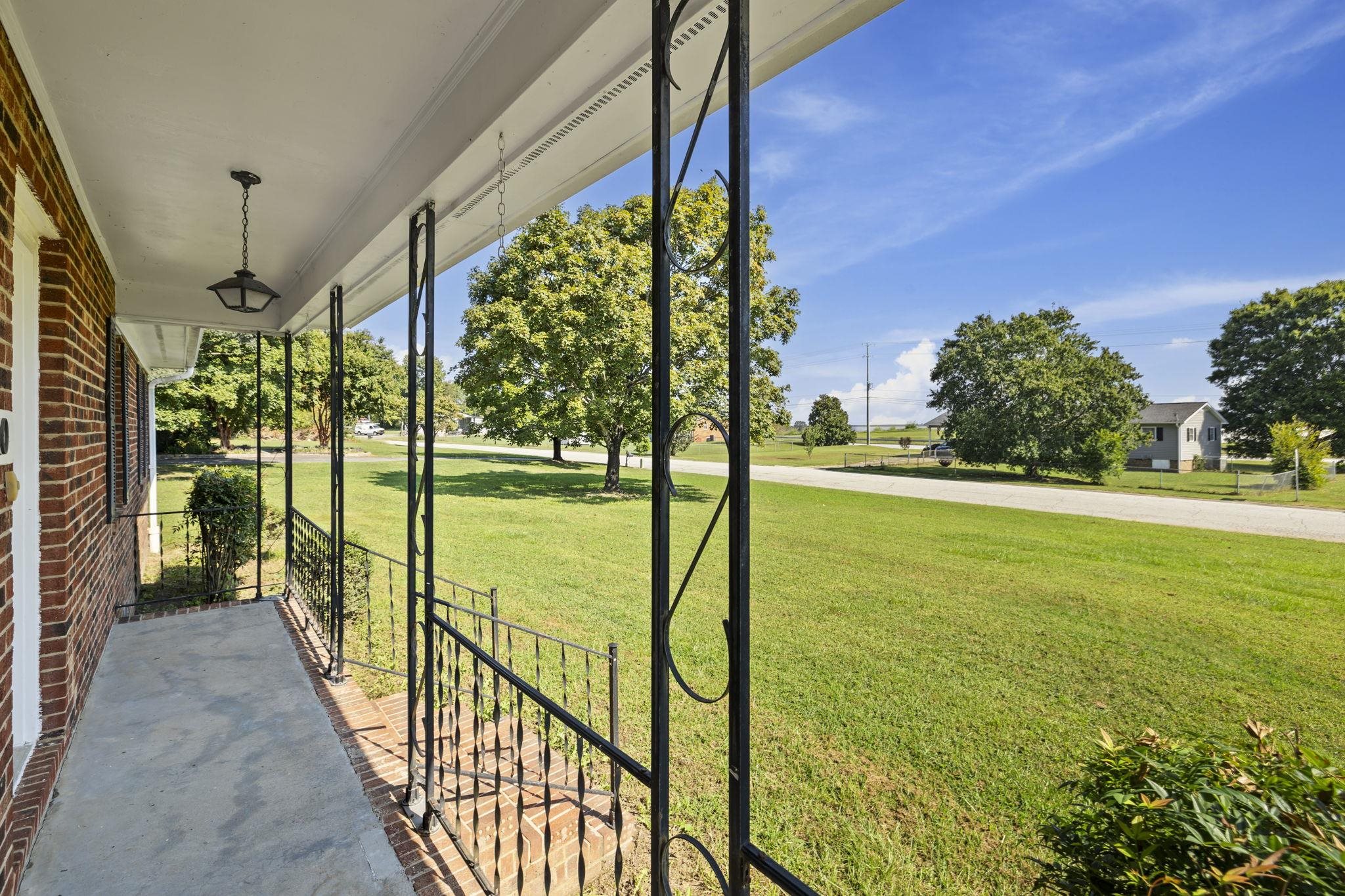 210 Saluda Road Moore, SC 29369 - Photo 25 of 40