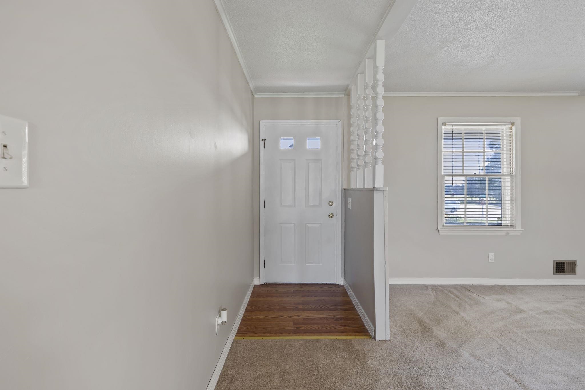 210 Saluda Road Moore, SC 29369 - Photo 6 of 40