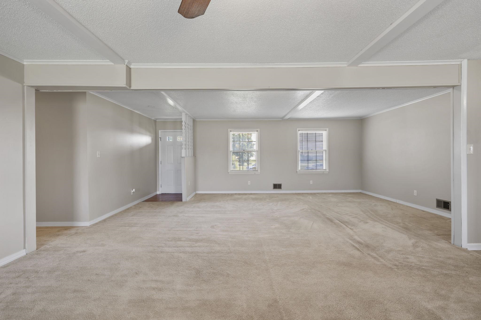 210 Saluda Road Moore, SC 29369 - Photo 8 of 40