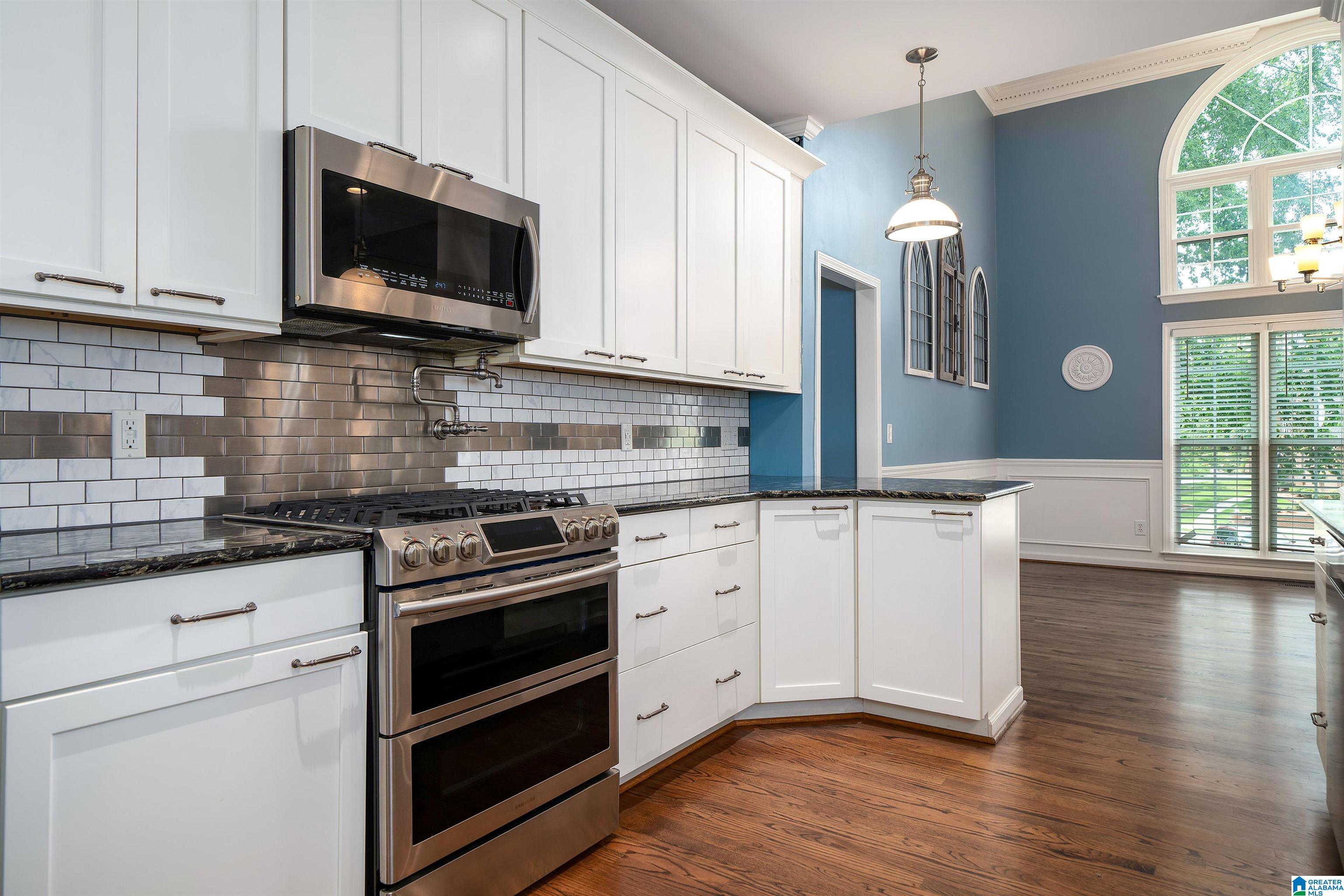 400 Lane Park Trail Alabaster, AL 35114 - Photo 12 of 31