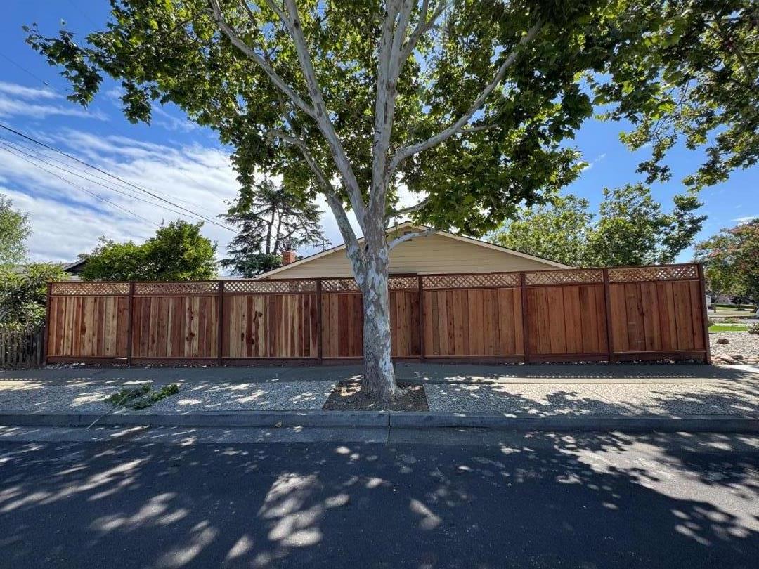 1375 Colleen Way Campbell, CA 95008 - Photo 5 of 44