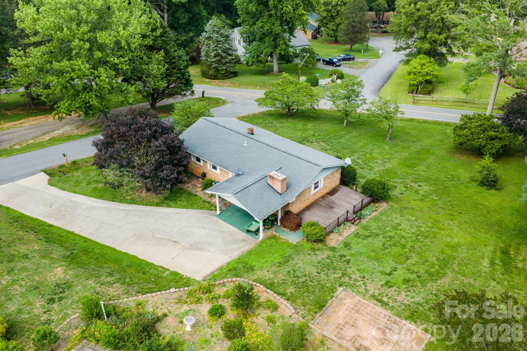 209 St Marys Church Road Morganton, NC 28655 - Photo 2 of 31 Gallery Image 2