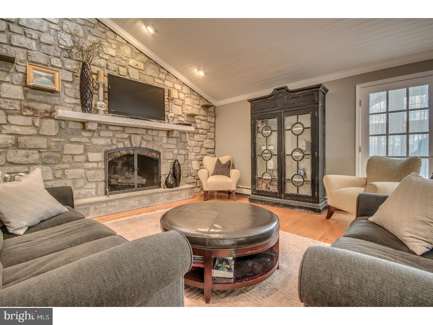 475 Stoneybrook Road New Hope, PA 18938 - Photo 11 of 25 Family Room