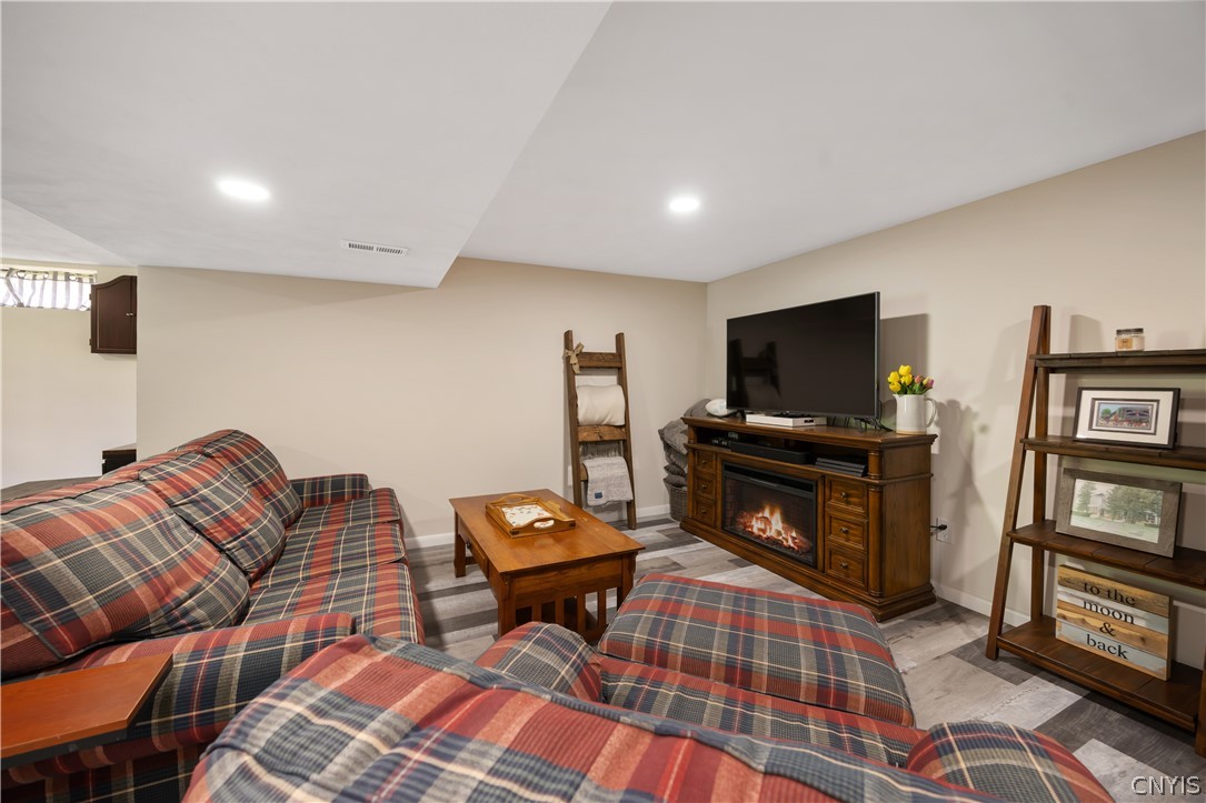 206 Salisbury Road Geddes, NY 13219 - Photo 24 of 33