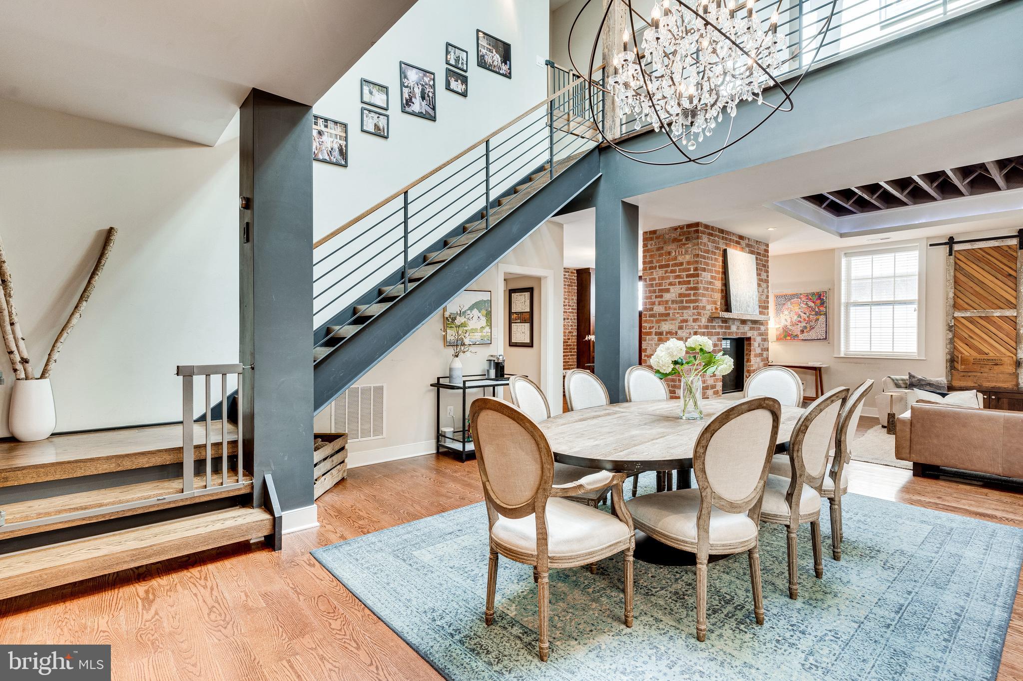 1420 Paloma Way Northwest Washington, DC 20009 - Photo 12 of 26 Dining Room