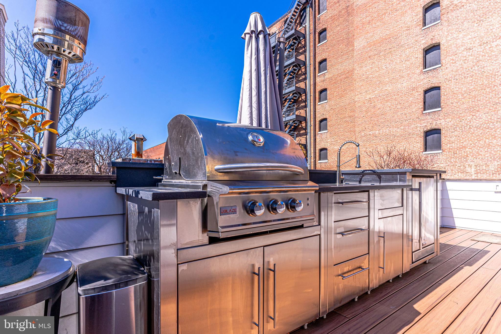 1420 Paloma Way Northwest Washington, DC 20009 - Photo 23 of 26 Rooftop Terrace