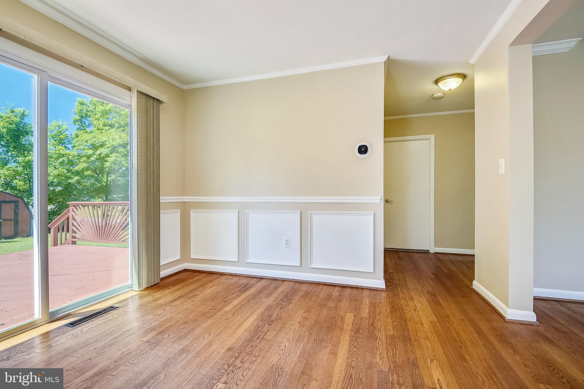 6123 Burnt Oak Road Baltimore, MD 21228 - Photo 13 of 51