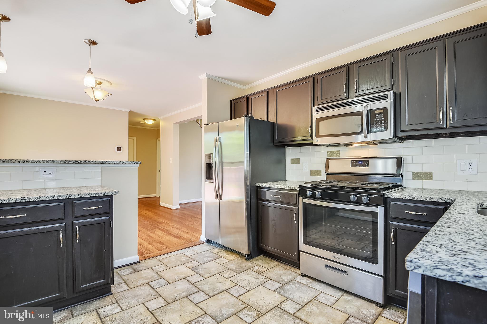 6123 Burnt Oak Road Baltimore, MD 21228 - Photo 15 of 51